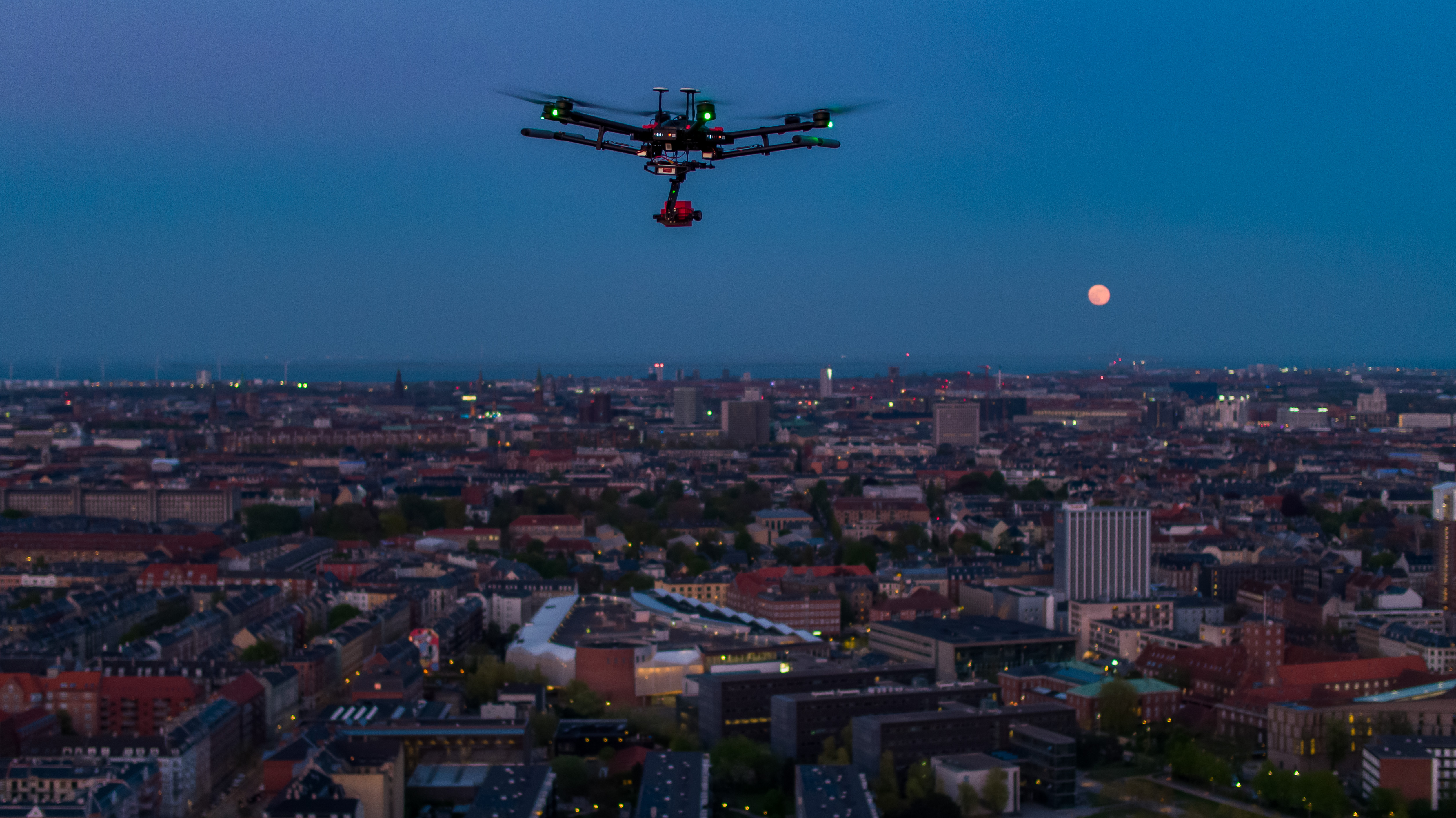 Fjernvarmenettet i Ikast skal termograferes fra luften af en drone. Foto: Drone Systems
